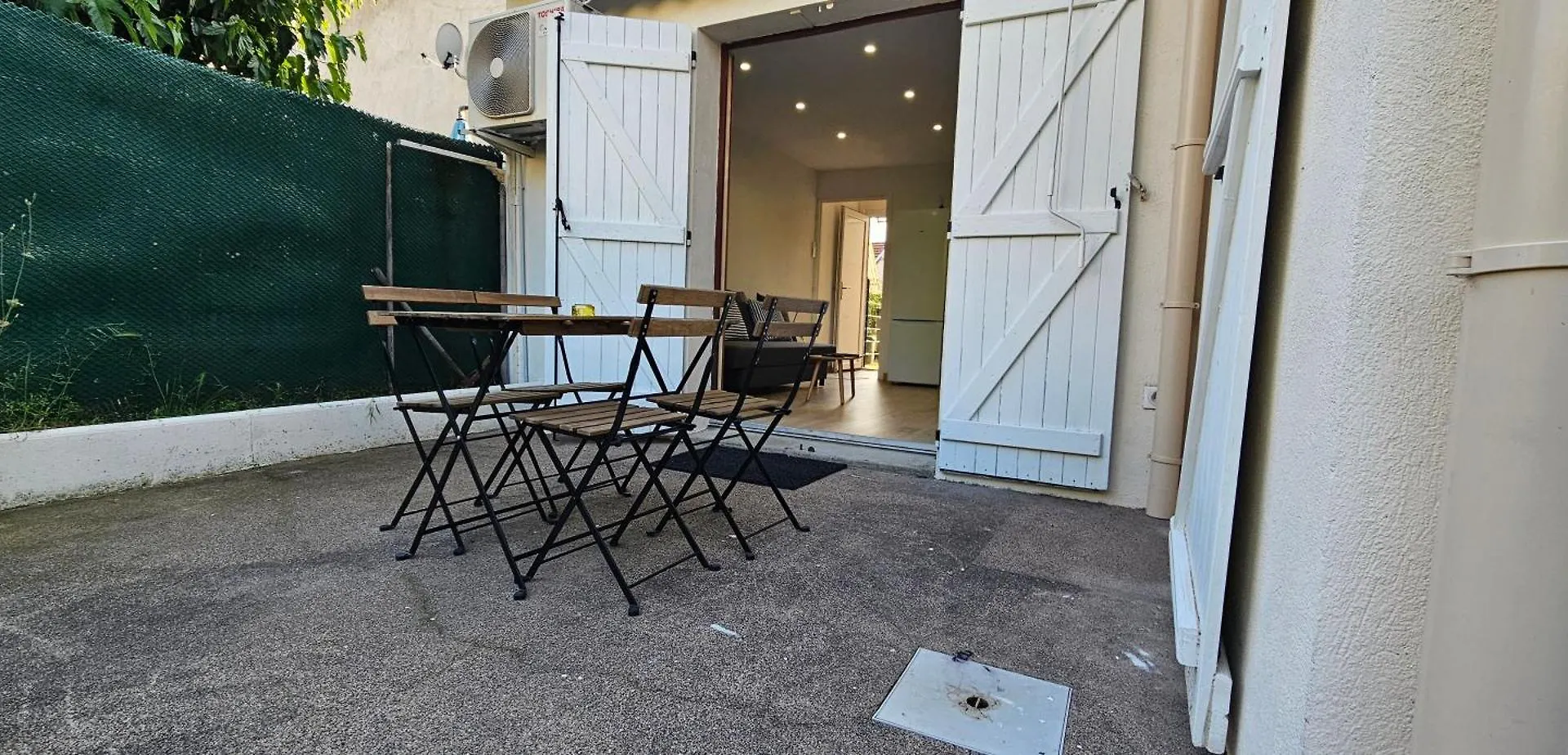 Charmante Maison Avec Jardin Sans Vis-A-Vis Saint-Fons Holiday home